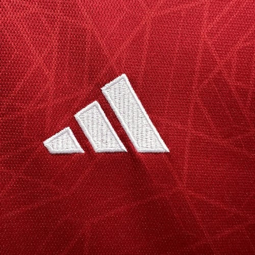 تيشيرت-مانشستر يونايتد عام 23-24