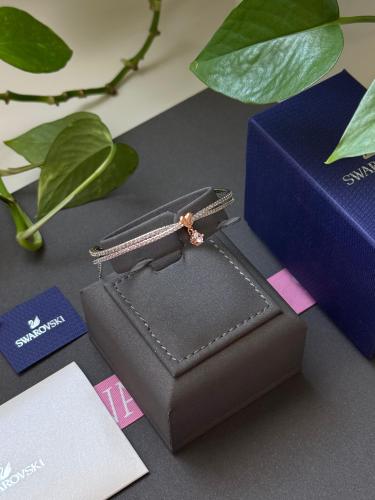 اسورة سوارفسكي