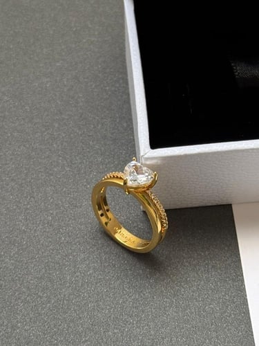 خاتم باندورا