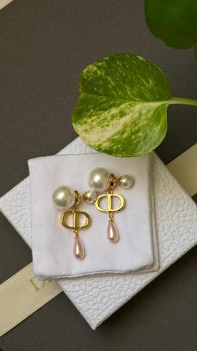 حلق ديور لؤلؤ زهري