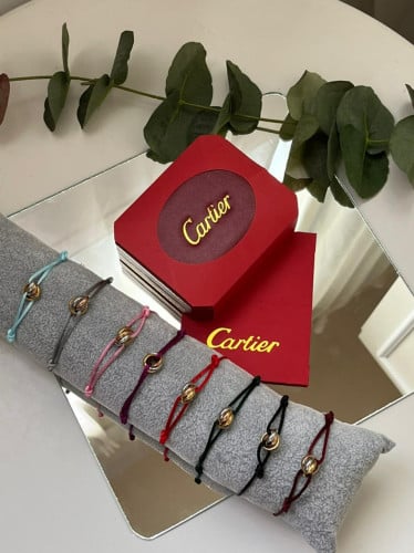 اسورة كارتييه خيط