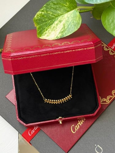 سلسال كارتييه ذهبي