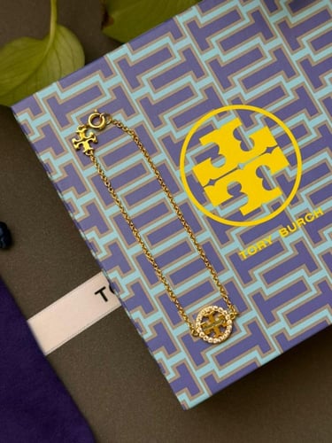 اسورة توري بورش ذهبي