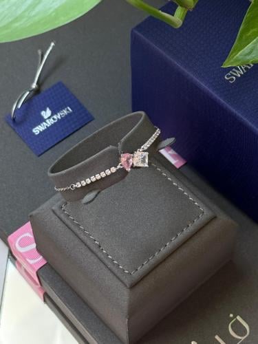 اسورة سوارفسكي