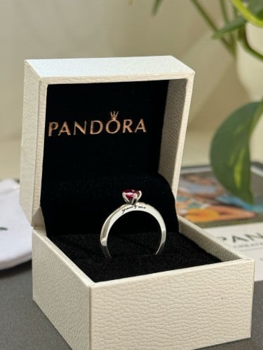 خاتم باندورا