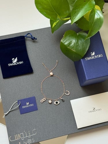 اسورة سوارفسكي