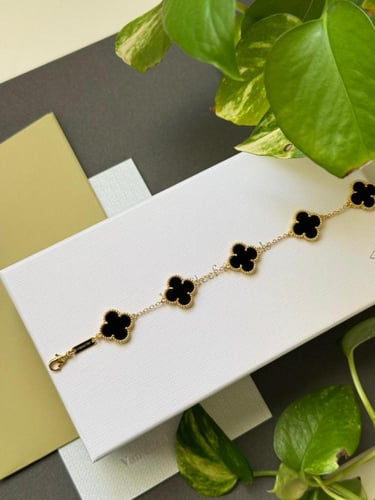 اسورة فان كليف