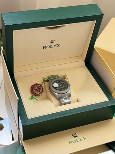 ساعة رولكس ميلغوس