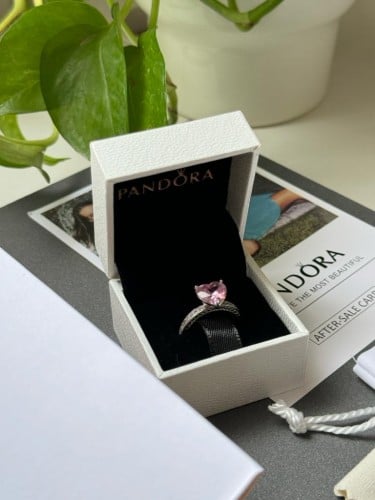 خاتم باندورا