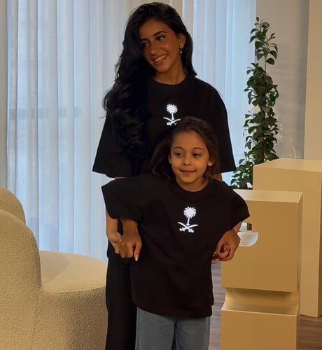 تيشرت عظماء من بلد عظيم