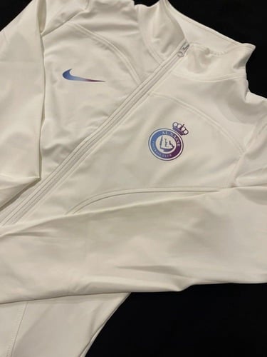 جاكيت النصر