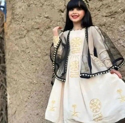 فستان يوم التأسيس الاكثر اناقه