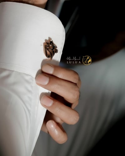 كبك أنيق الأحرف