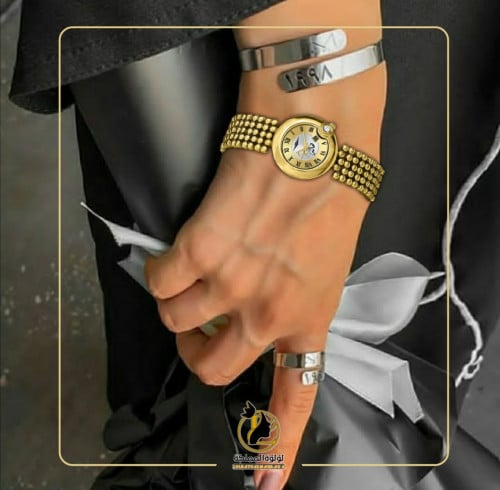 ساعة نسائي شكل مميز وحديث