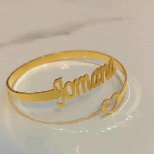 طقم نسائي مميز