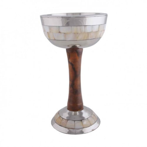 نحاس بقطع الصدف مع مقبض خشب