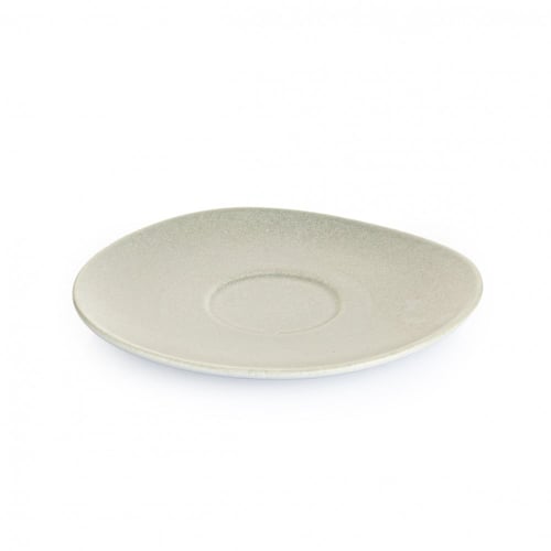 كوب قهوة مع الصحن