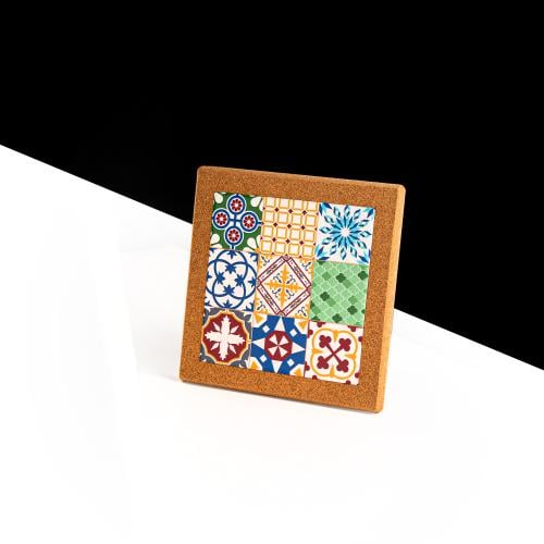 قاعدة أواني ساخنة