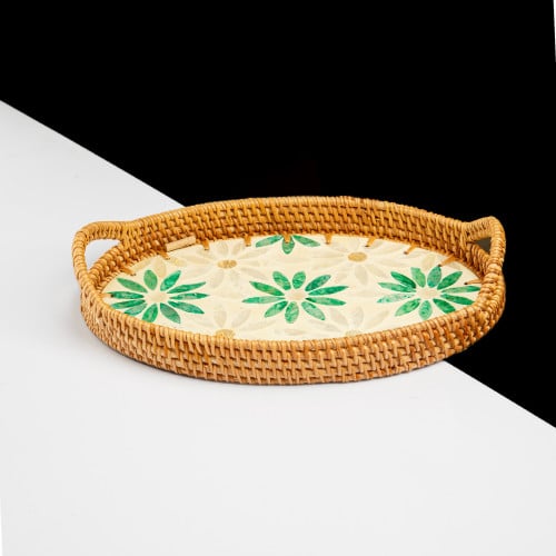 صينية تقديم صدف