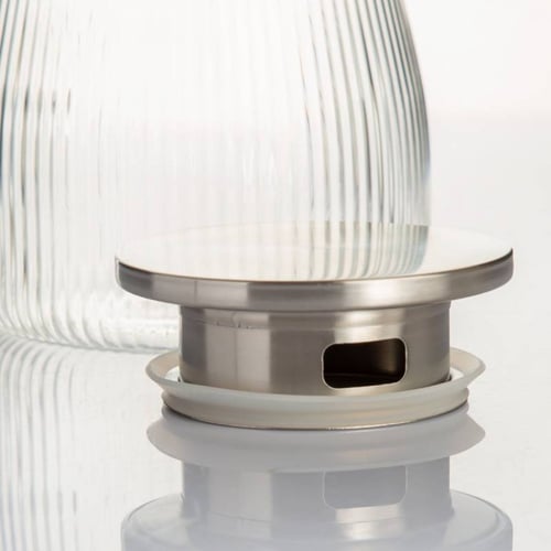 ابريق ماء مع أكواب