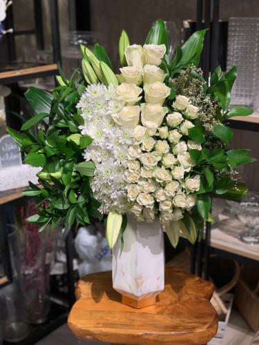 فازة ورود وايت RY062