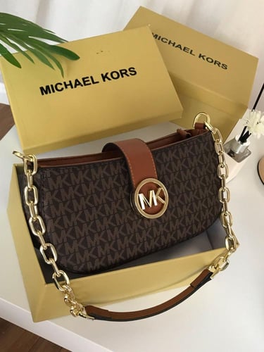 شنط مايكل كورس