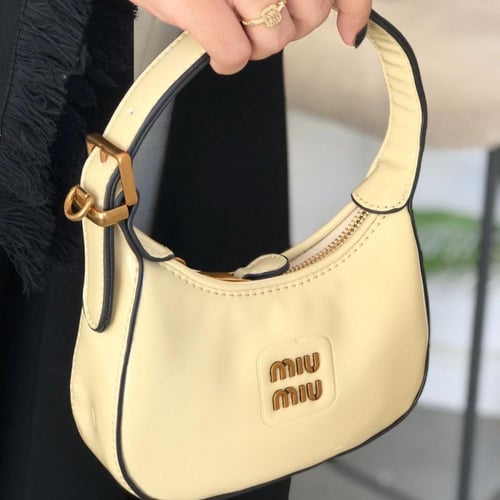 شنط ميو ميو