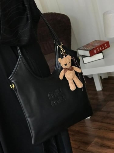 شنط ميو ميو