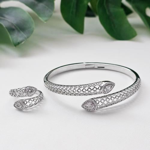 اسوارة و خاتم