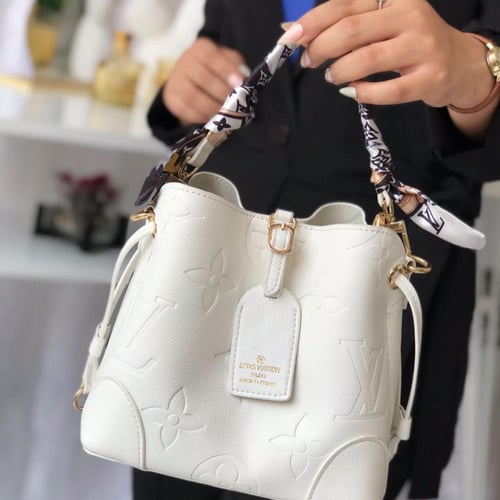 شنطه لويس فيتون