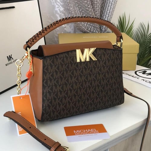 شنط مايكل كورس