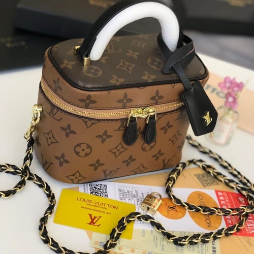 شنطه ماركة لويس فيتون