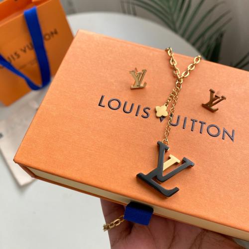 سلسال لويس فيتون