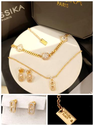 سلسال ميسيكا مع الحلق