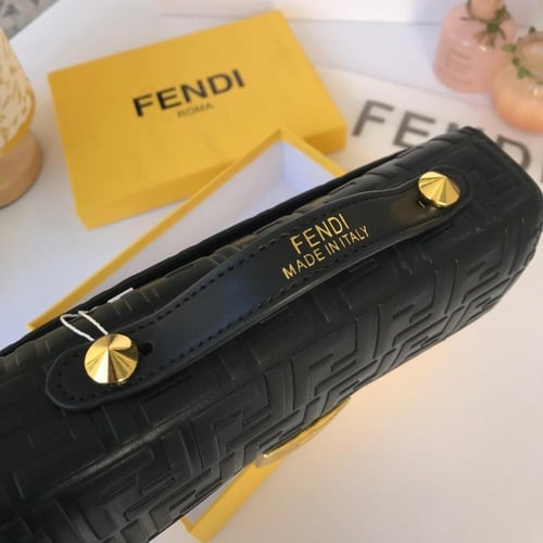 شنط ماركة فندي