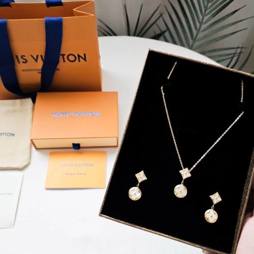 سلسال لويس فيتون