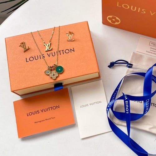 طقم لويس فيتون