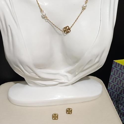 سلسال توري بورش مع الحلق