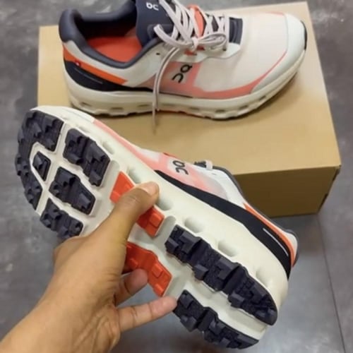 On Running Cloudvista 2 WMNS "Ice Flame"