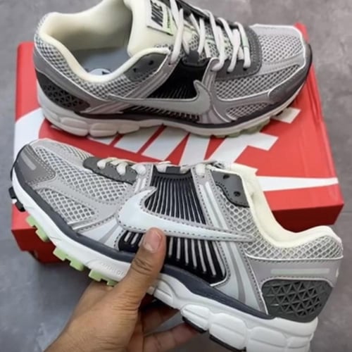 Nike Vomero 5 "Cobblestone"