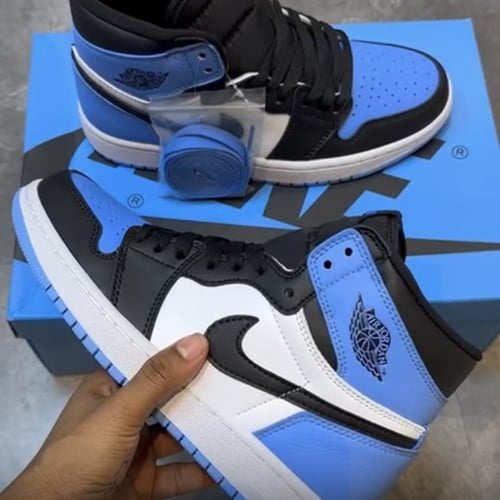Air Jordan 1 Retro High OG "UNC Toe"