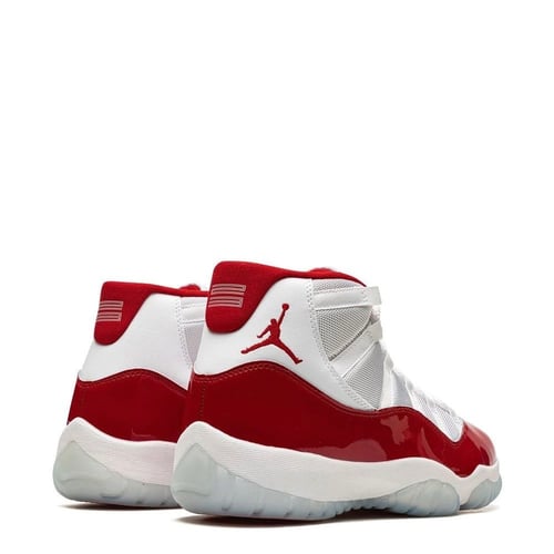 Air Jordan 11 "Cherry 2022"