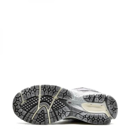 New Balance 2002R "Protection Pack"