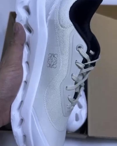 Loewe X On Running Cloudtilt Sand/White