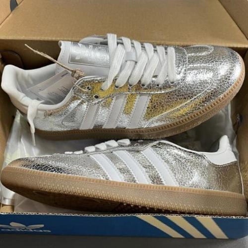 Adidas Samba OG "Silver Metallic Cracked Leather"...