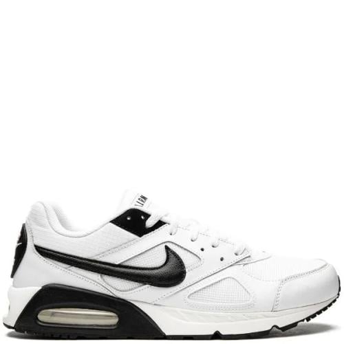 Nike Air Max IVO sneakers
