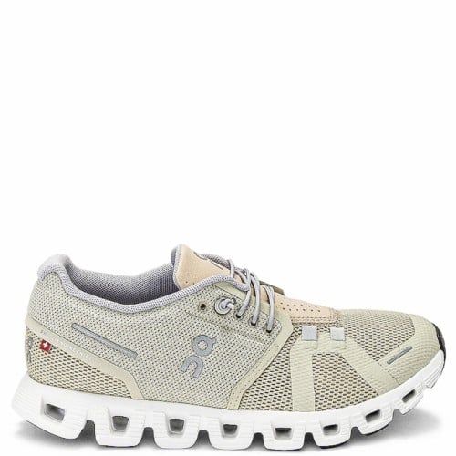 On cloud 5 Haze & Sand