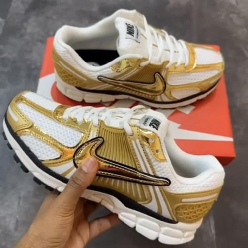 Nike Zoom Vomero 5 "Metallic Gold" sneakers