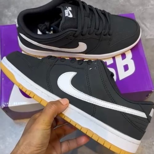 Nike Dunk Low SB 'Black Gum'