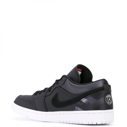 Jordan 1 low “PSG disponible”